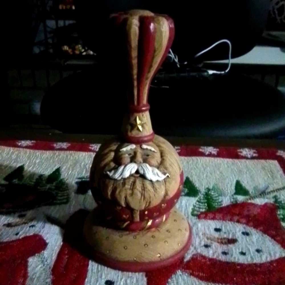 Indoor decor Polyresin Santa table piece